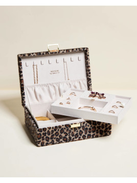 louise leopard